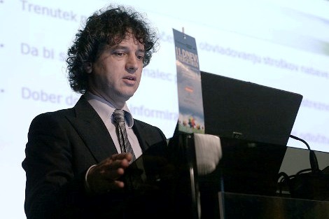 1DE Robert Golob